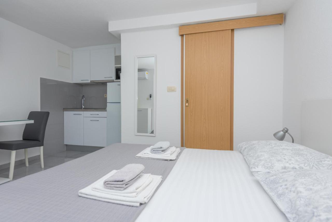 Apartments M&A Makarska Exterior photo